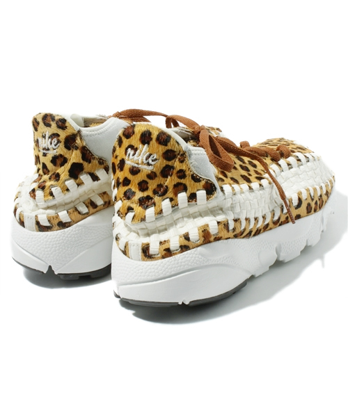 NIKE(ナイキ)の「AIR FOOTSCAPE WOVEN CHUKKA PRM(スニーカー・レディース・ブラック/ブラウン・24cm/24.5cm/25cm/25.5cm/26cm/26.5cm/27cm/28cm)」の5枚目の写真