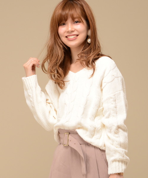 natural couture（ナチュラルクチュール）の「モールヤーンケーブルニット（ニット/セーター・レディース・オフホワイト/ピンク/ネイビー/イエロー・FREE）」の14枚目の写真