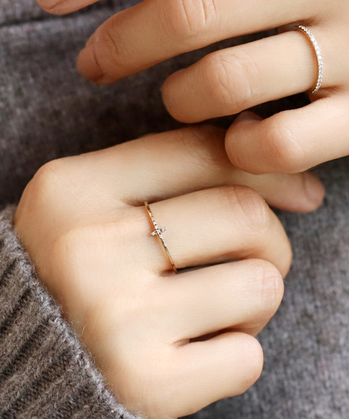 Spick & Span（スピックアンドスパン）の「クロスダイヤモチーフリングK10（リング・レディース・ゴールド・13/11/7/FREE/15 ）」の2枚目の写真