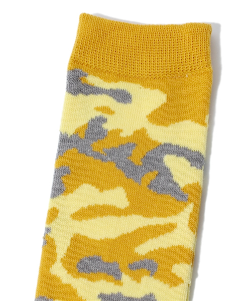 WHO'S WHO gallery（フーズフーギャラリー）の「【WHT SOX】カモフラージュロングソックス（ソックス/靴下・メンズ・グレー/イエロー/ブルー・FREE）」の6枚目の写真