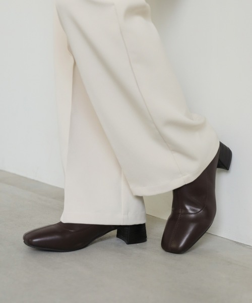 select MOCA(セレクトモカ)の「スクエアトゥショートブーツ(ブーツ・レディース・ブラック/ブラウン/アイボリー・SMALL/MEDIUM/LARGE)」の13枚目の写真