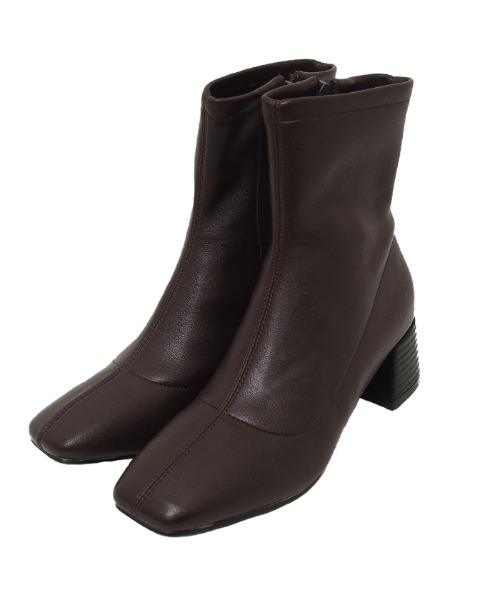 select MOCA(セレクトモカ)の「スクエアトゥショートブーツ(ブーツ・レディース・ブラック/ブラウン/アイボリー・SMALL/MEDIUM/LARGE)」の22枚目の写真