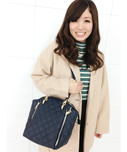 Chico（チコ）の「合皮3WAYショルダーBAG（ショルダーバッグ・レディース・ブラック/アイボリー/ネイビー/ベージュ・FREE）」の18枚目の写真