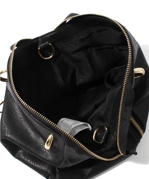 Chico（チコ）の「合皮3WAYショルダーBAG（ショルダーバッグ・レディース・ブラック/アイボリー/ネイビー/ベージュ・FREE）」の15枚目の写真