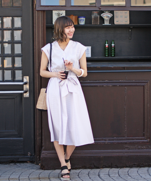 Astoria Odier アストリアオディール の ストライプ柄 ヘンリーネックワンピース ワンピース Wear