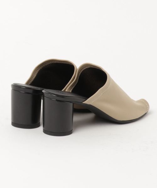 k3&co.（ケイスリーアンドコー）の「【k3&co.】Stretch Sandal（サンダル・レディース・ベージュ・3/4）」の2枚目の写真