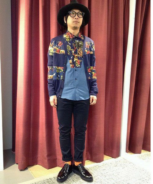 MIDWEST（ミッドウエスト）の「yoshio kubo×MIDWEST 別注タイ付シャツ（シャツ/ブラウス・メンズ・ダークブルー・1/2）」の13枚目の写真