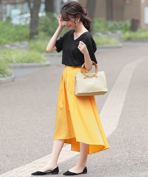 Ninarobe（ニーナローブ）の「[CLOSED] カットオフ加工VネックTシャツ（Tシャツ/カットソー・レディース・ブラック/チャコールグレー/ラベンダー/ホワイト・M）」の17枚目の写真
