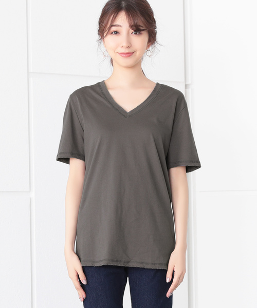 Ninarobe（ニーナローブ）の「[CLOSED] カットオフ加工VネックTシャツ（Tシャツ/カットソー・レディース・ブラック/チャコールグレー/ラベンダー/ホワイト・M）」の12枚目の写真