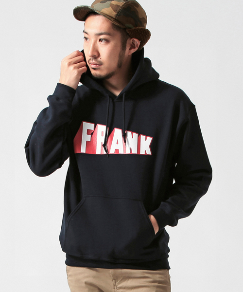 BEAMS T（ビームスティー）の「FRANK / 別注 WORD フードパーカ（パーカー・メンズ・ホワイト/グレー/ネイビー・SMALL/MEDIUM/LARGE/X-LARGE）」の3枚目の写真