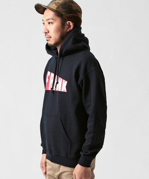 BEAMS T（ビームスティー）の「FRANK / 別注 WORD フードパーカ（パーカー・メンズ・ホワイト/グレー/ネイビー・SMALL/MEDIUM/LARGE/X-LARGE）」の4枚目の写真