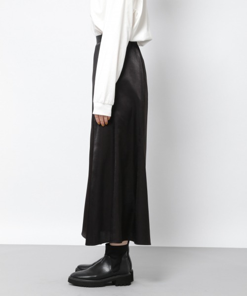 PAGEBOY（ページボーイ）の「サテンセミフレアスカート（スカート・レディース・ブラック/ライトベージュ/ピンク系その他・FREE）」の9枚目の写真