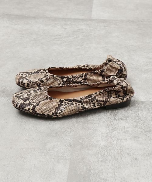 coen（コーエン）の「スクエアギャザーフラットシューズ（スリッポン/フラットパンプス）（スリッポン・レディース・パイソン/シルバー/ブラック・MEDIUM/LARGE/X-LARGE/SMALL）」の22枚目の写真