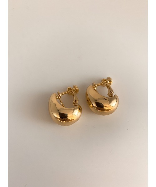 mou(モウ)の「ぷっくりフープイヤリング(イヤリング・レディース・シルバー/ゴールド・FREE)」の5枚目の写真