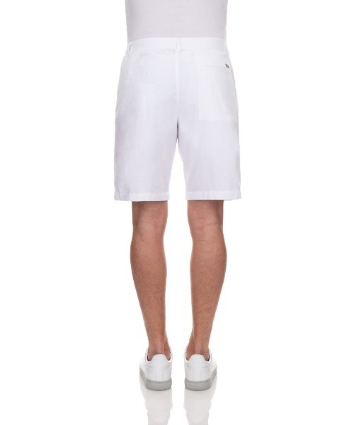 ARMANI EXCHANGE(アルマーニエクスチェンジ)の「【A|Xアルマーニ エクスチェンジ】コットンシアサッカー ショートパンツ(その他パンツ・メンズ・ネイビー/ホワイト・30inch/32inch/34inch/28inch/31inch/36inch/29inch/33inch)」の4枚目の写真