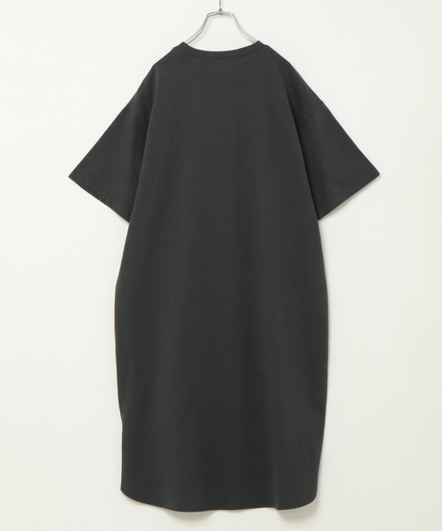 notch.（ノッチ）の「ロングビッグＴシャツ（Tシャツ/カットソー・レディース・ベージュ/ブラック/オフホワイト/ブラウン・M）」の11枚目の写真