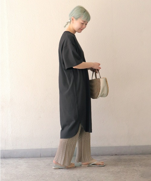 notch.（ノッチ）の「ロングビッグＴシャツ（Tシャツ/カットソー・レディース・ベージュ/ブラック/オフホワイト/ブラウン・M）」の13枚目の写真