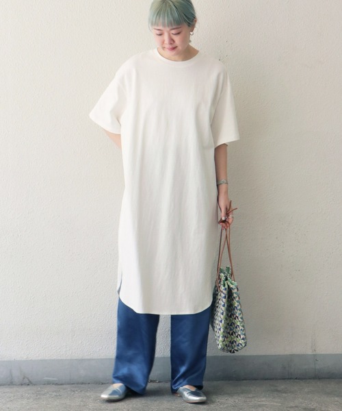 notch.（ノッチ）の「ロングビッグＴシャツ（Tシャツ/カットソー・レディース・ベージュ/ブラック/オフホワイト/ブラウン・M）」の20枚目の写真