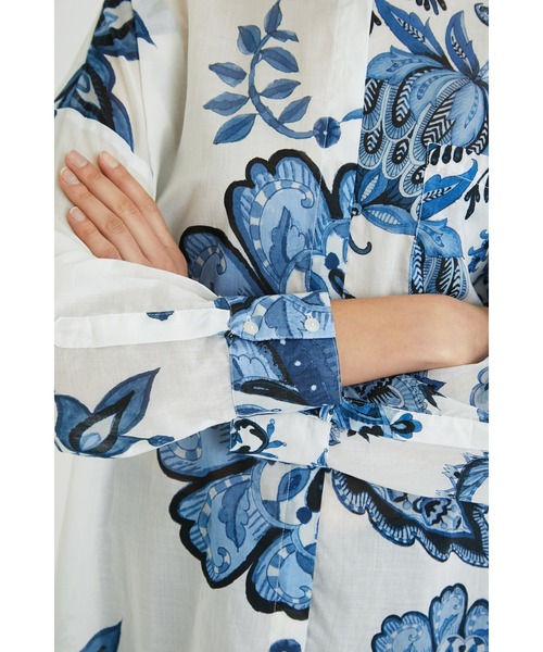 Desigual(デシグアル)の「シャツ長袖 INARA(シャツ/ブラウス・レディース・ホワイト・S/M/L)」の8枚目の写真
