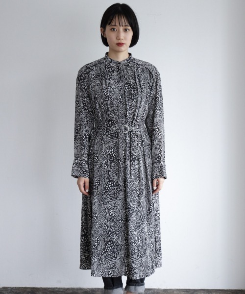 PAGEBOY（ページボーイ）の「アニマルMIXガラワンピース（ワンピース・レディース・ブラック/ブラウン・FREE）」の3枚目の写真