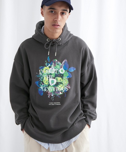 EMMA CLOTHES(エマクローズ)の「8bit Flower Print 裏毛 オーバーサイズプルオーバーパーカー EMMA CLOTHES(パーカー・メンズ・チャコール/ホワイト・FREE)」の11枚目の写真