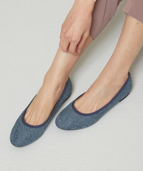 closet story（クローゼットストーリー）の「＜closet story＞ JODペイズリー ラウンド フラットシューズ（その他シューズ・レディース・ロイヤルブルー/ベージュ・24.5cm/23.5cm/23cm/24cm）」の2枚目の写真