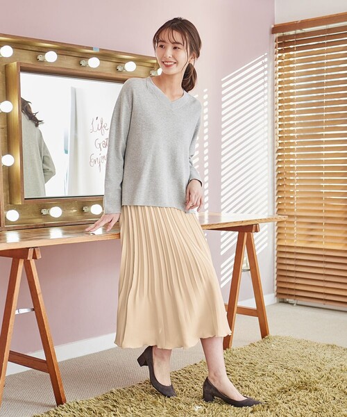 J.PRESS（ジェイプレス）の「【洗える】バックジョーゼットサテン プリーツスカート（スカート・レディース・ライトグリーン系/ベージュ系/ピンク系・7/11/9）」の4枚目の写真