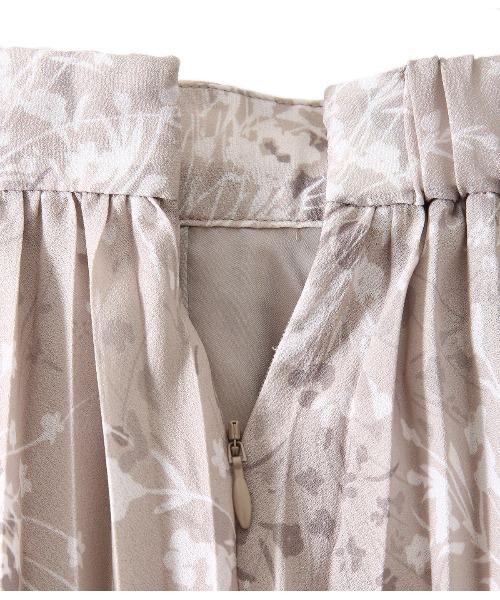 CLANE（クラネ）の「CLANE / クラネ：FLOWING FLOWER SKIRT：19109-6001[DEA]（スカート・レディース・ベージュ・1）」の10枚目の写真