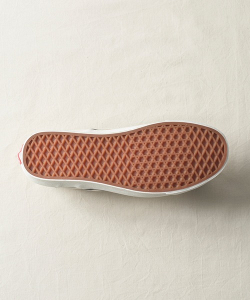 VANS（バンズ）の「VANS ヴァンズ / CLASSIC SLIP-ON 98 DX クラシック キャンバス スリッポン / VN0A3JEX45Z / VN0A3JEXQWP / VN0A3JEXQA5（スリッポン・レディース・エメラルド/ホワイト/ブルー・24cm/23.5cm/23cm）」の18枚目の写真