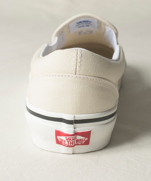 VANS（バンズ）の「VANS ヴァンズ / CLASSIC SLIP-ON 98 DX クラシック キャンバス スリッポン / VN0A3JEX45Z / VN0A3JEXQWP / VN0A3JEXQA5（スリッポン・レディース・エメラルド/ホワイト/ブルー・24cm/23.5cm/23cm）」の22枚目の写真
