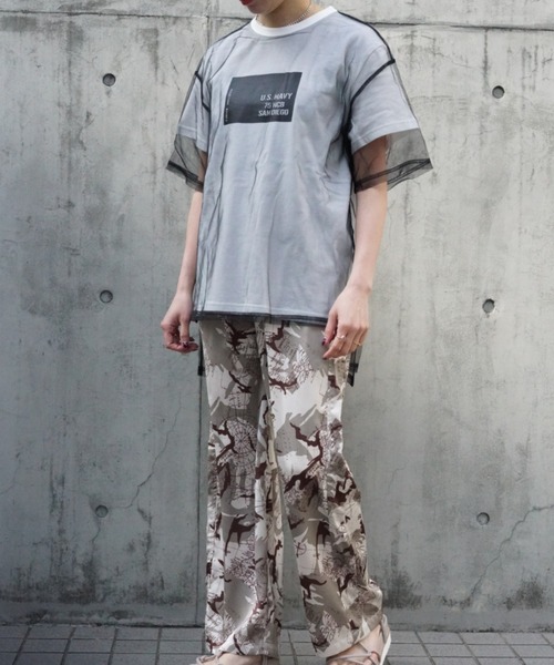 AVIREX(アヴィレックス)の「チュールコンビ プリントプルオーバー/ TULLE COMBI PRINT PULLOVER(Tシャツ/カットソー・レディース・ブラック/サックスブルー/オフホワイト・FREE)」の13枚目の写真