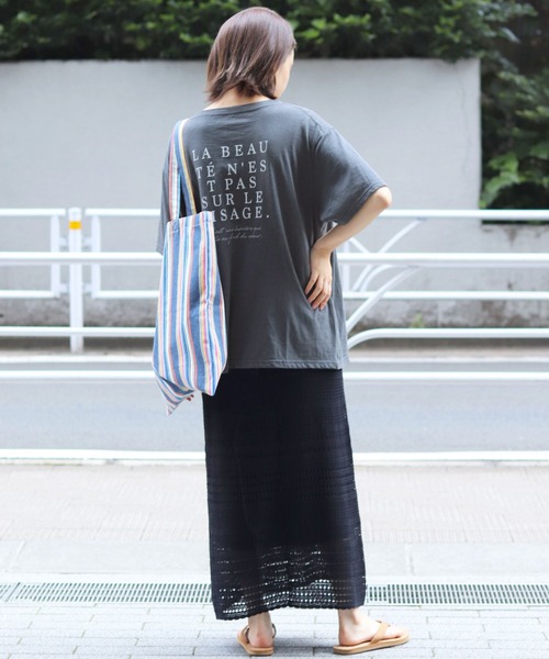 SLOBE IENA（スローブイエナ）の「バックロゴルーズTEE【手洗い可能】◆（Tシャツ/カットソー・レディース・ホワイト/グレー/ブラウン・FREE）」の5枚目の写真