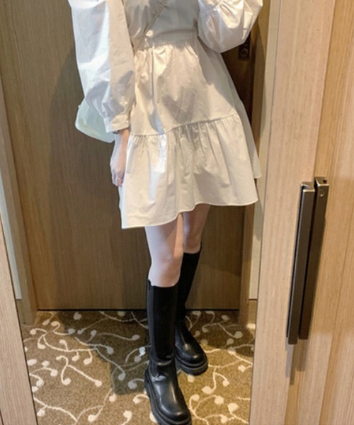 Jasmine Grandiflorum（ジャスミングランディフローラム）の「【Jasmine】コットン長袖ティアードワンピース（ワンピース・レディース・ホワイト/ブルー・LARGE/MEDIUM/SMALL）」の4枚目の写真