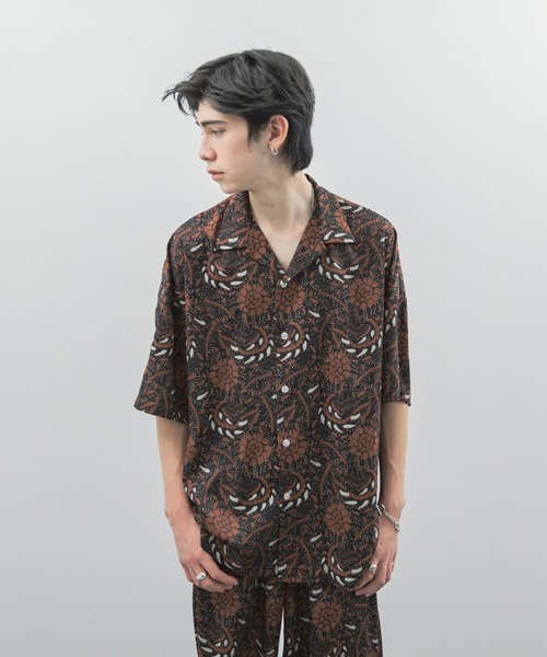 URBAN RESEARCH(アーバンリサーチ)の「URBAN RESEARCH iD PRINT OPEN COLLAR SHIRTS(シャツ/ブラウス・メンズ・その他1/その他2/その他3・MEDIUM/LARGE)」の1枚目の写真