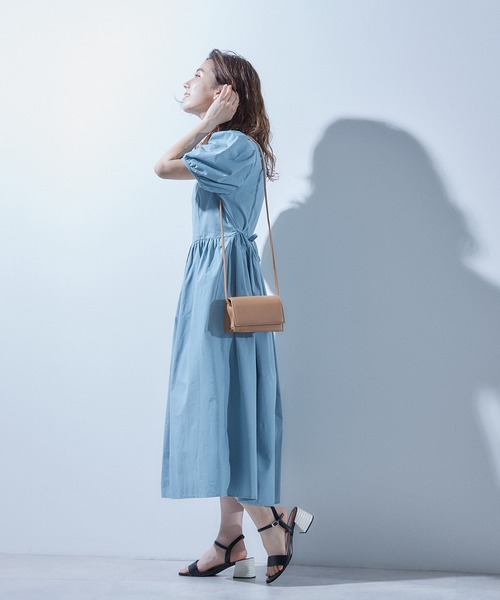 toucher du brise（トゥシェドブリーズ）の「ミドル丈パフスリーブボリュームコットンワンピース（ワンピース・レディース・ホワイト/ブラック/イエロー/ブルー・M）」の11枚目の写真