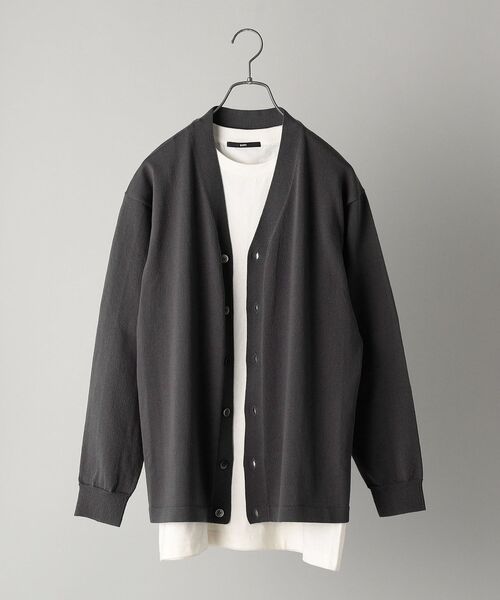 SHIPS（シップス）の「【WEB限定】SHIPS: 《洗えるニットとTシャツがセット》 TECH LINEN レイヤード カーディガン (リラックスフィット)（カーディガン/ボレロ・メンズ・ライトブルー/ネイビー/ダークグレー・SMALL/MEDIUM/LARGE）」の13枚目の写真