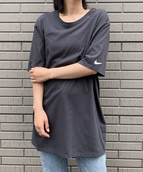 CLEA(クレア)の「Nike ナイキ / ワンポイントTシャツ Core Cotton Tee(Tシャツ/カットソー・レディース・ホワイト/ブラック/チャコール・L/M/XL/S)」の19枚目の写真