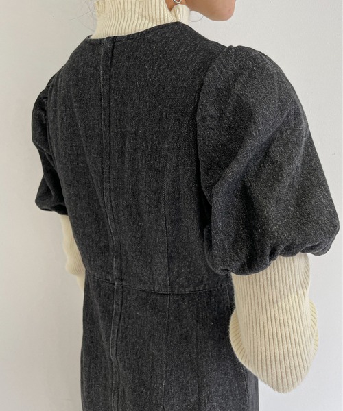 EPIMI E'PIMMY（エピミエピミー）の「ボリュームスリーブデニムワンピ（ワンピース・レディース・ブラック/ネイビー・MEDIUM）」の9枚目の写真