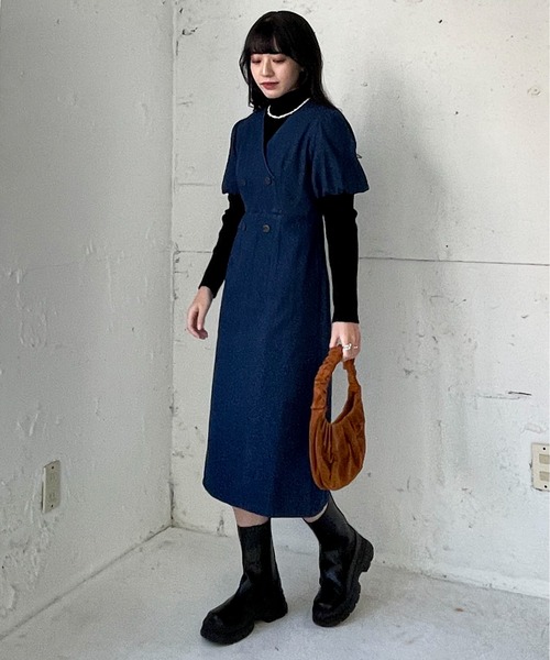 EPIMI E'PIMMY（エピミエピミー）の「ボリュームスリーブデニムワンピ（ワンピース・レディース・ブラック/ネイビー・MEDIUM）」の16枚目の写真