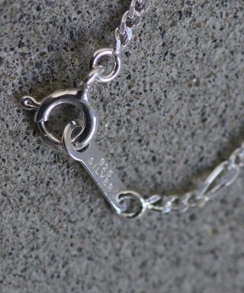 Taaii(ターイ)の「Taaii : SILVER925 FIGAROCHAIN SHORT NECKLACE / シルバー925 フィガロチェーンショート ネックレス(ネックレス・レディース・シルバー/ゴールド・FREE)」の11枚目の写真