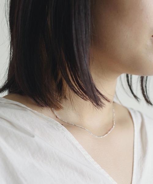 Taaii(ターイ)の「Taaii : SILVER925 FIGAROCHAIN SHORT NECKLACE / シルバー925 フィガロチェーンショート ネックレス(ネックレス・レディース・シルバー/ゴールド・FREE)」の7枚目の写真