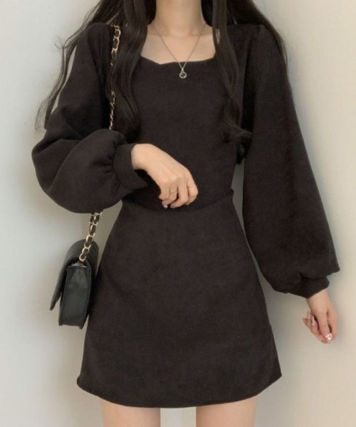 Diosfront（ディオスフロント）の「スクエアーAラインミニワンピース（ワンピース・レディース・ブラック/ベージュ・S/M/L）」の4枚目の写真