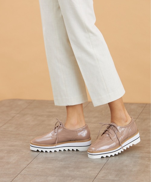 Fabby fabby（ファビィーファビィー）の「スクエア厚底ウィングチップレースアップシューズ（ドレスシューズ・レディース・ブラック/モカ/オフホワイト・MEDIUM/LARGE/SMALL）」の15枚目の写真