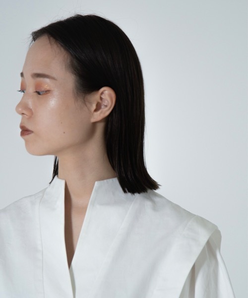 TUS. front switching blouse ブラック TUS.（タス）の「front switching blouse（シャツ/ブラウス）」 - WEAR