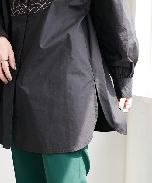 DISCOAT（ディスコート）の「キルト刺繍ビックシャツ（シャツ/ブラウス・レディース・ブラック/ベージュ/オフホワイト・FREE）」の20枚目の写真