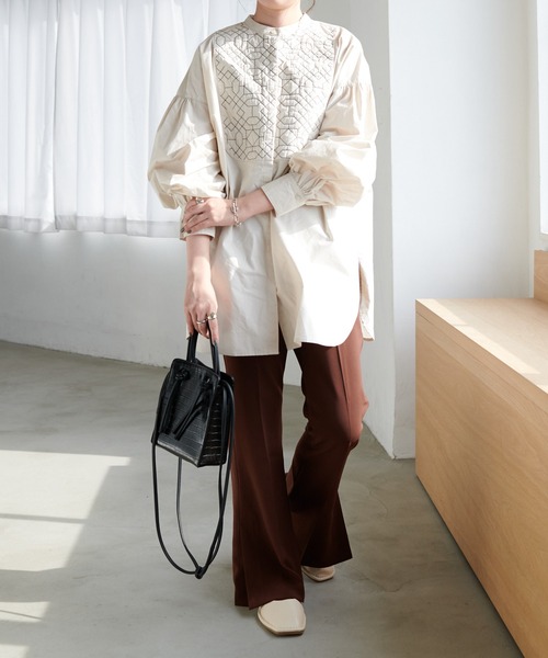 DISCOAT（ディスコート）の「キルト刺繍ビックシャツ（シャツ/ブラウス・レディース・ブラック/ベージュ/オフホワイト・FREE）」の13枚目の写真