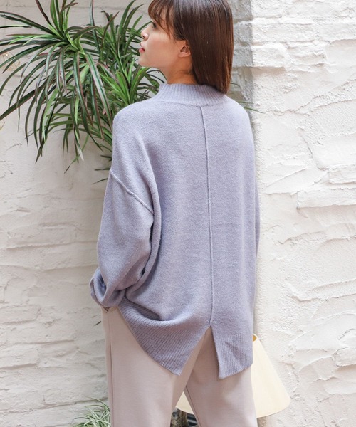 Honeys（ハニーズ）の「後スリットハイネック（ニット/セーター・レディース・アイボリー/杢グレー/ブラウン系その他/ベージュ系その他/グリーン系その他/ブルー系その他/ピンク系その他・LL/S/M/L）」の15枚目の写真