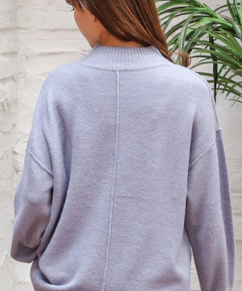 Honeys（ハニーズ）の「後スリットハイネック（ニット/セーター・レディース・アイボリー/杢グレー/ブラウン系その他/ベージュ系その他/グリーン系その他/ブルー系その他/ピンク系その他・LL/S/M/L）」の21枚目の写真