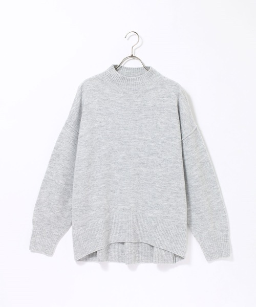 Honeys（ハニーズ）の「後スリットハイネック（ニット/セーター・レディース・アイボリー/杢グレー/ブラウン系その他/ベージュ系その他/グリーン系その他/ブルー系その他/ピンク系その他・LL/S/M/L）」の17枚目の写真