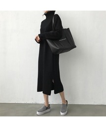 大人シルエット ゆる感 ひざ丈 タートルネックニットワンピース